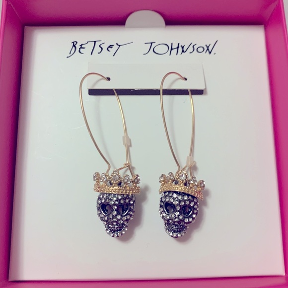 Betsey Johnson Jewelry - NWT BETSEY JOHNSON SKULL DIAMOND BLING EARRINGS